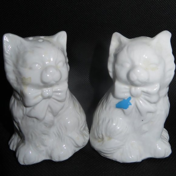 *Vintage* White CAT Salt & Pepper Shakers Unpainted 3.75" (F53) - Picture 2 of 7